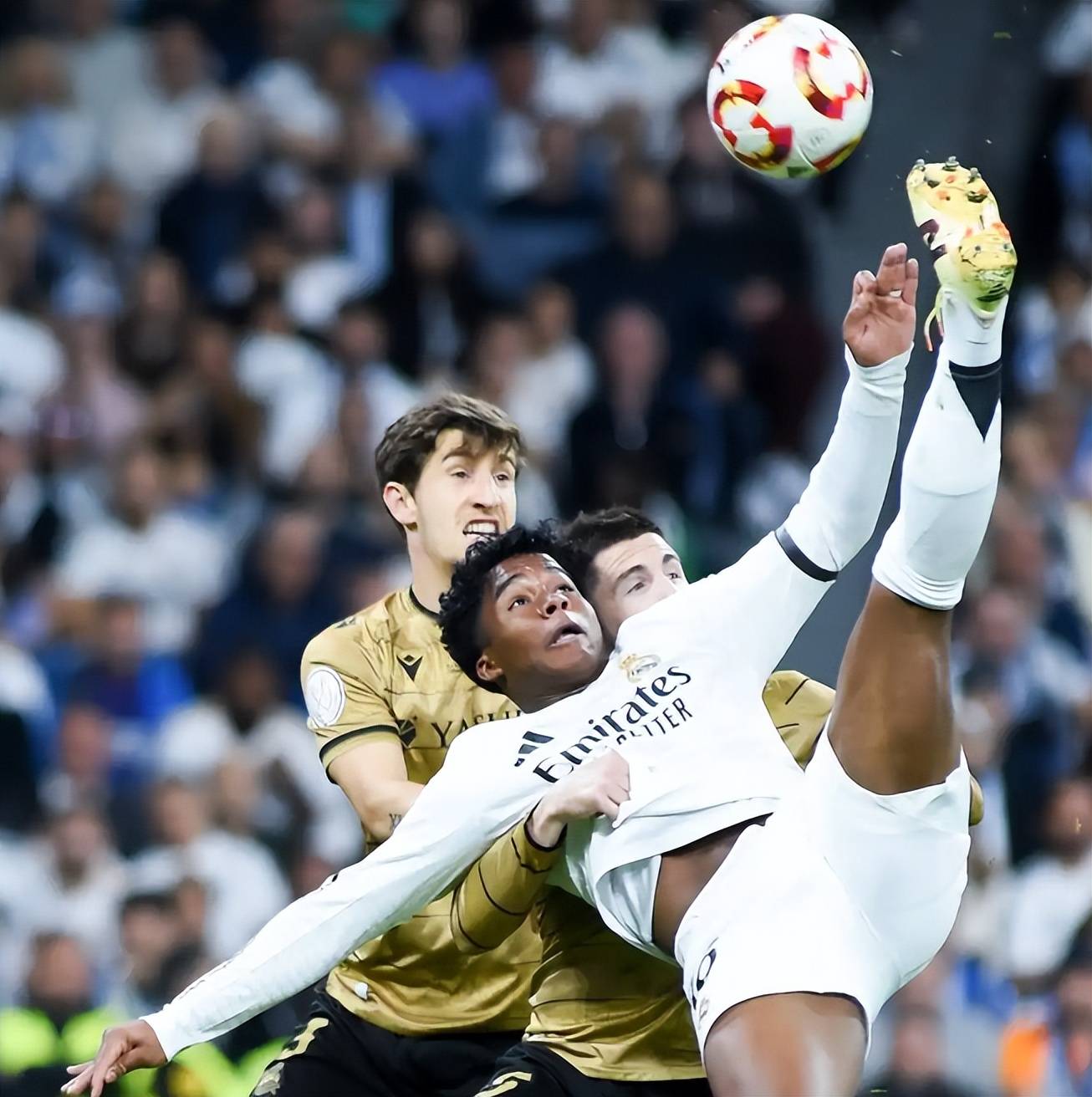 开云体育APP下载-巴萨逆转瑞士，阿拉巴关键制胜