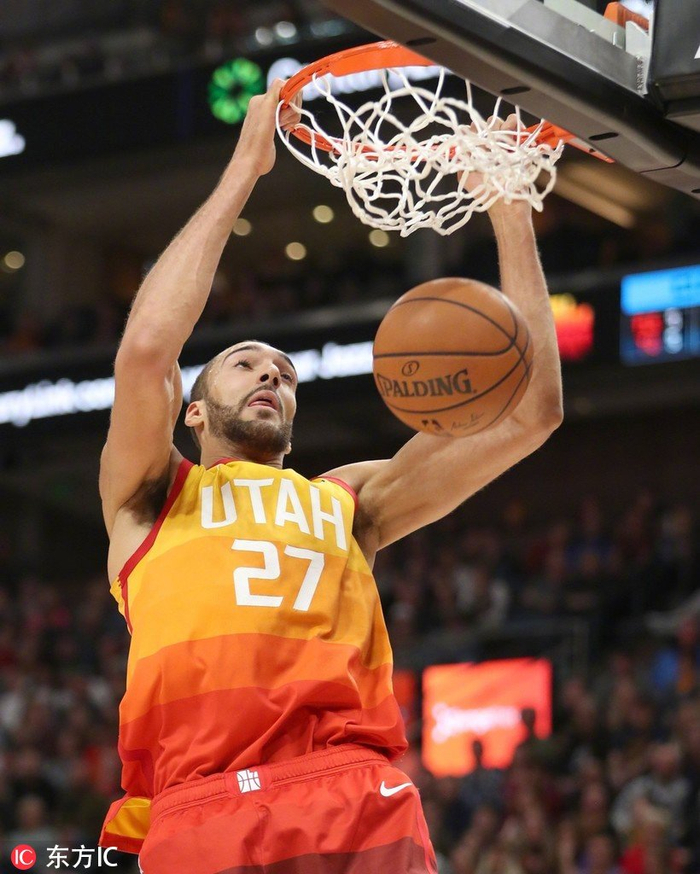 开云体育登录-关于凯尔特人B队险胜土耳其男篮，费沃斯制霸全场的信息