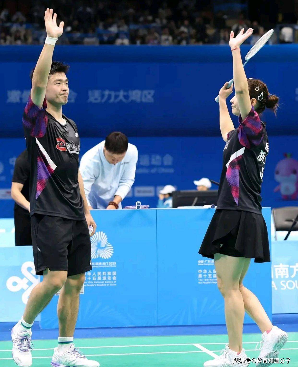 印尼队横扫中国队,郑思维扛起全队 印尼队横扫中国队,郑思维扛起全队