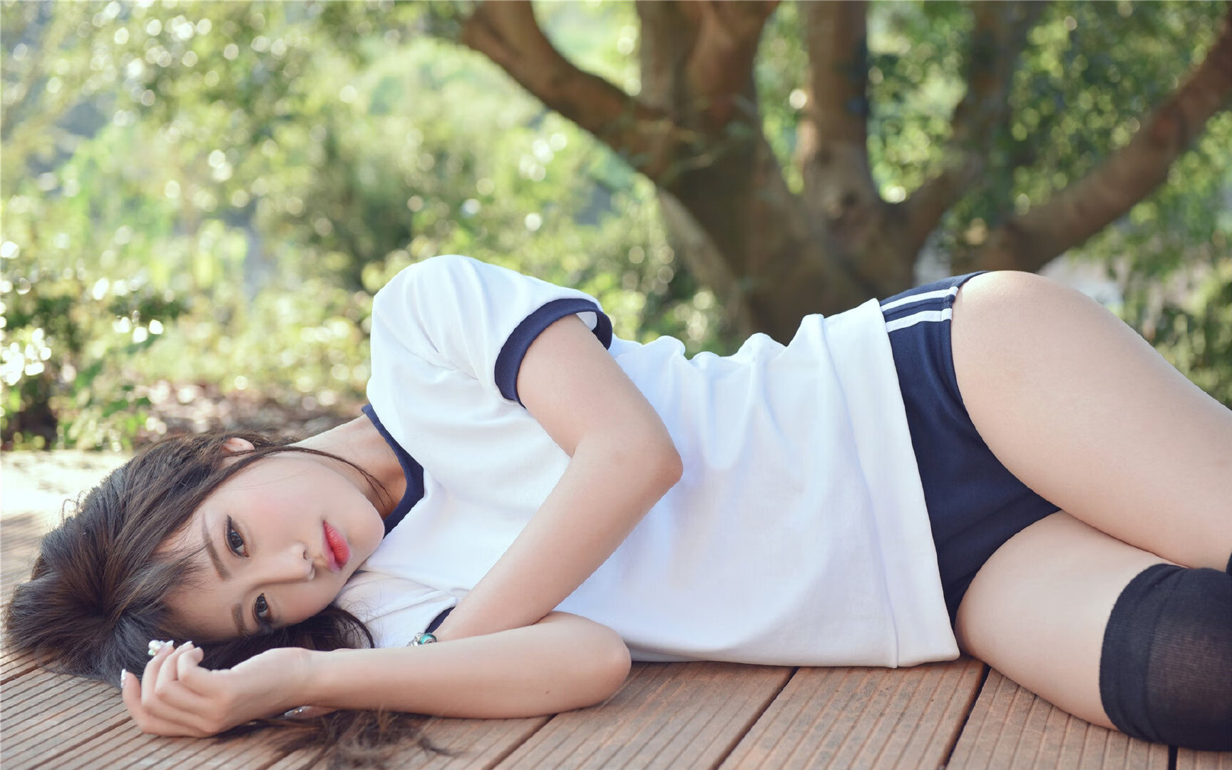 开云体育登录-克洛普的网球启示录，当蒂姆用重金属足球横扫温布尔登