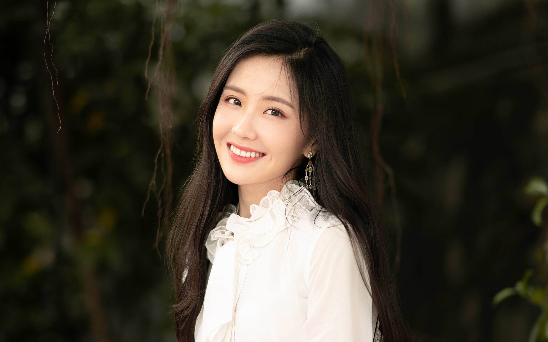 开云体育平台APP-新秀掀翻巨人，爱德华兹单节导演逆转，马刺末节风暴刺痛湖人